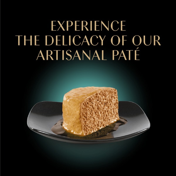 SHEBA® PERFECT PORTIONS™ Premium Paté Savory Chicken Entrée, Roasted Turkey Entrée, and Tender Beef Entrée image 4